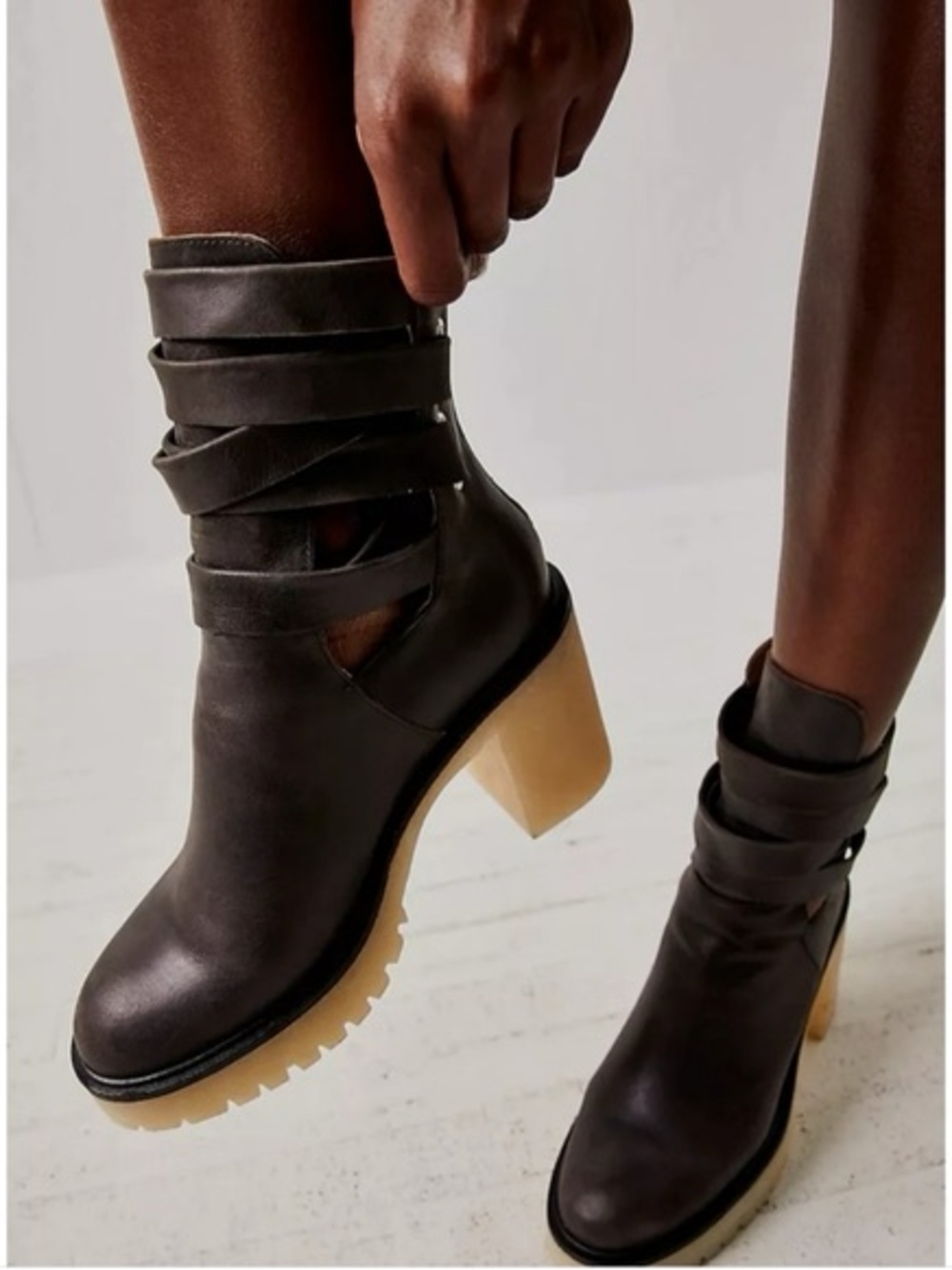 NEW Free People Jesse Cutout Leather Boots Bitter Brown Chunky Cream Heel 41/10